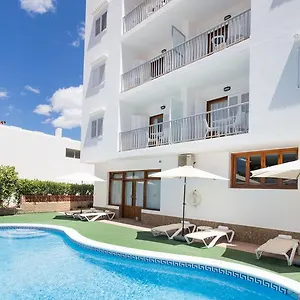 apartamentos-sofia-i-y-ii.ibizaislandhotels.net/